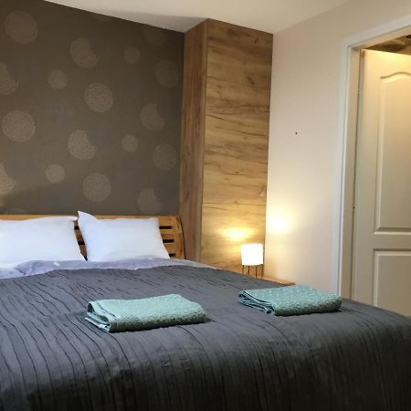 Kincsem Apartman Eger Extérieur photo